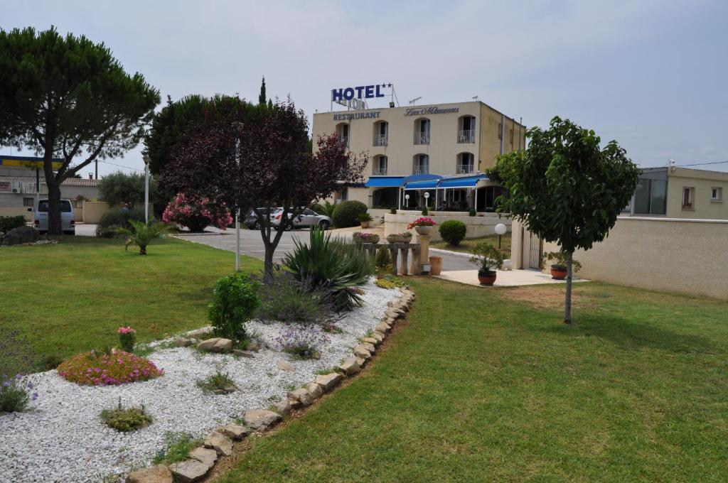 Hotel Les Mimosas Lunel  Exterior foto